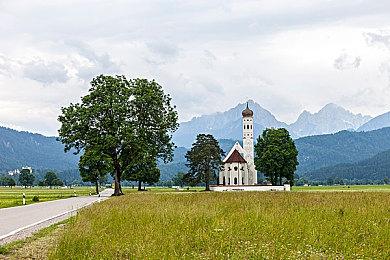 克苏鲁风格多人生存建造游戏《海斯特拉的铁路之神》现已上线Steam平台